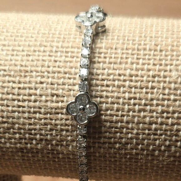 Pull toggle bracelet silver and cubic zircon  flower design - Picture 1 of 8